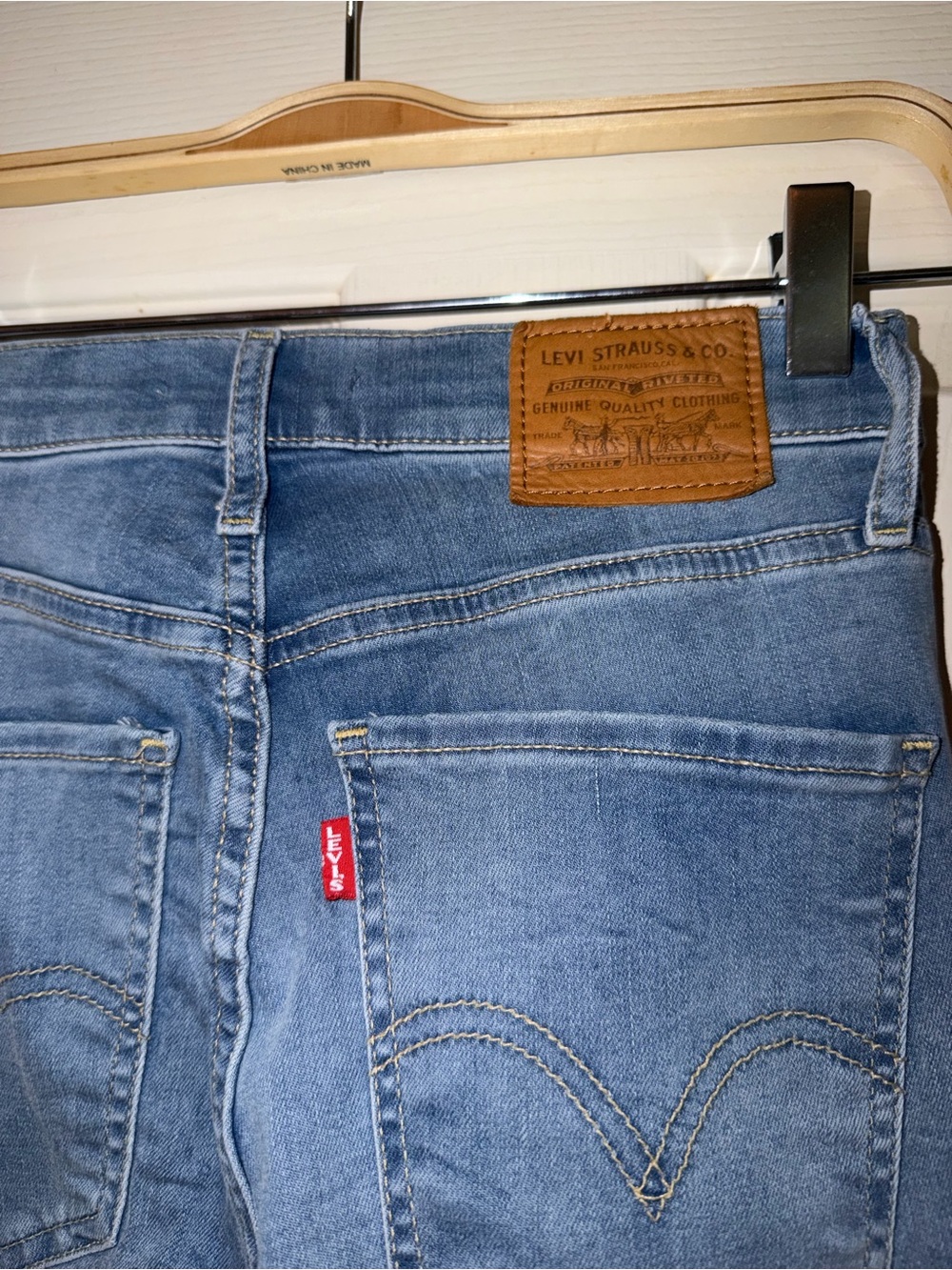 Levi's Light Blue Skinny High-Rise Jeans - Picture 4 of 4